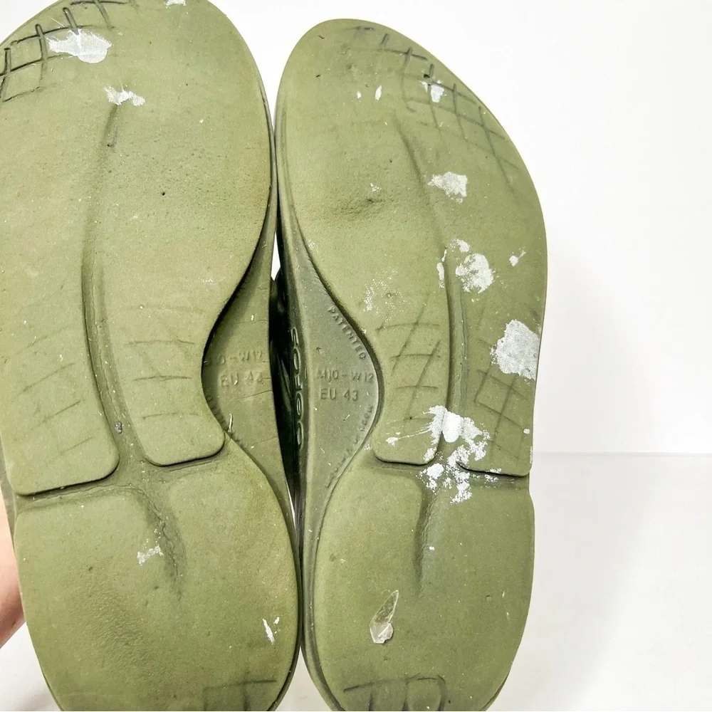 Green Thong Sandals with Thick Sole